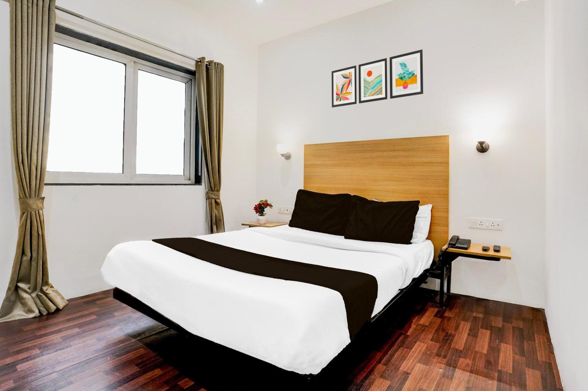 Super Townhouse Pbg Mall Vashi Turambhe المظهر الخارجي الصورة